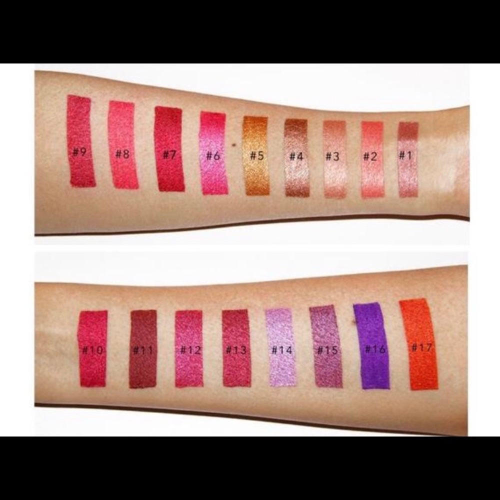 Chrome Metallic Liquid Lipstick -Pigmented Lips - Picture 3 of 7